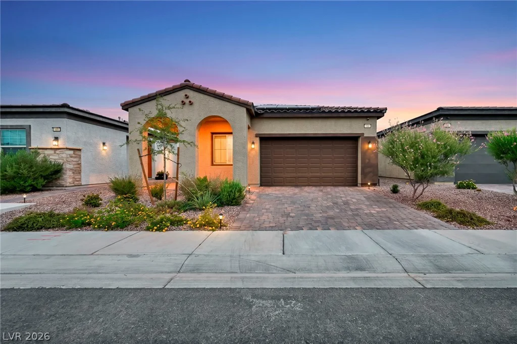 140 Royal Cascade, Henderson, NV 89011