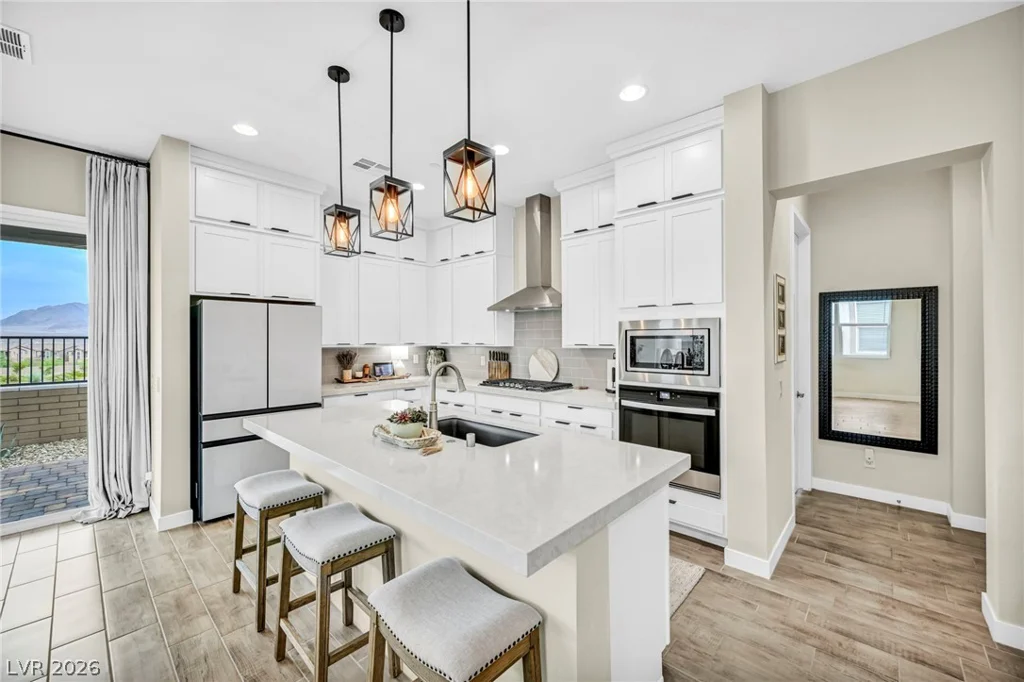 140 Royal Cascade, Henderson, NV 89011