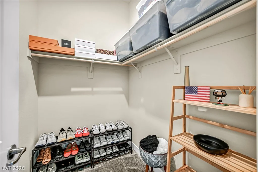 140 Royal Cascade, Henderson, NV 89011