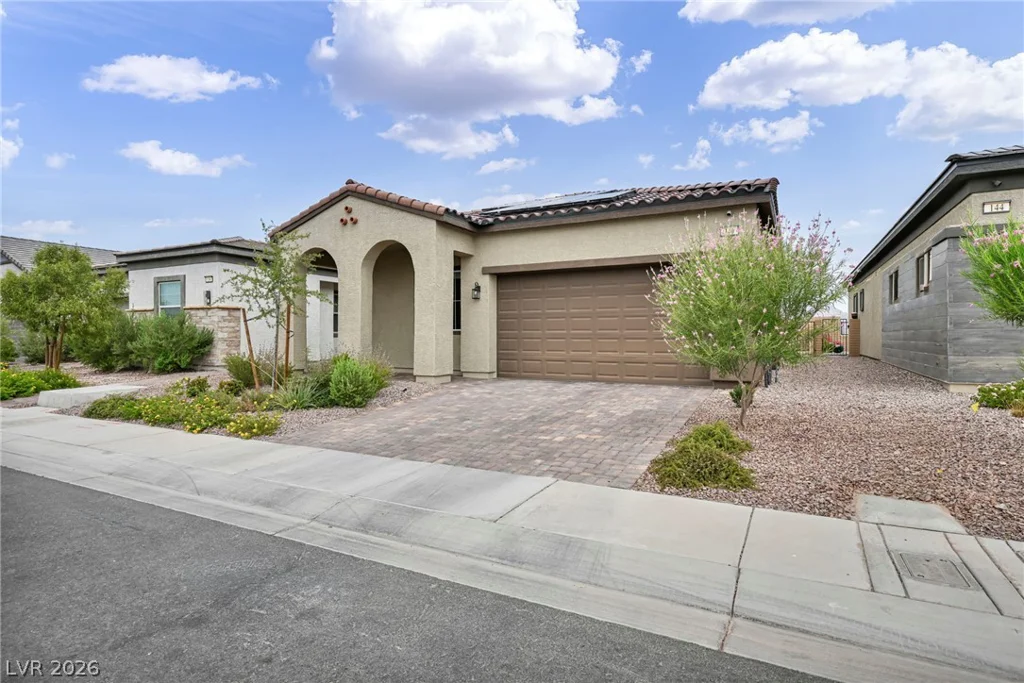 140 Royal Cascade, Henderson, NV 89011