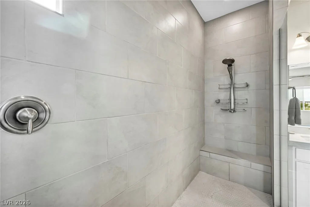 140 Royal Cascade, Henderson, NV 89011