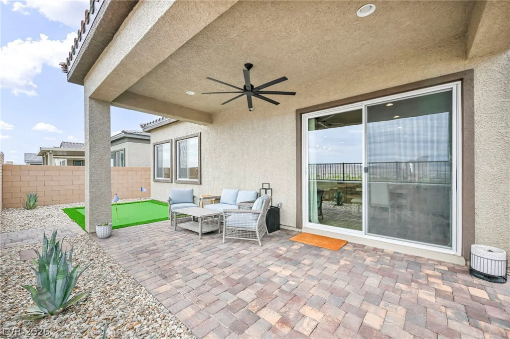 140 Royal Cascade, Henderson, NV 89011