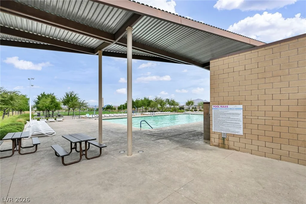 140 Royal Cascade, Henderson, NV 89011