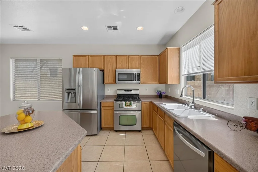 8032 Dancing Springs, Las Vegas, NV 89143