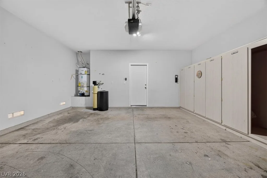 8032 Dancing Springs, Las Vegas, NV 89143