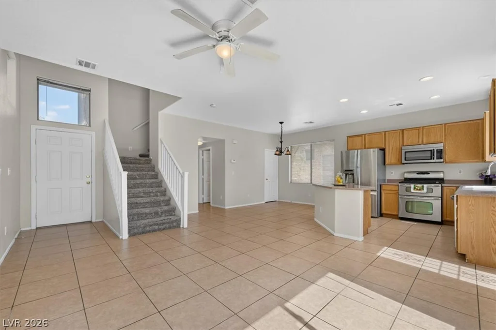 8032 Dancing Springs, Las Vegas, NV 89143