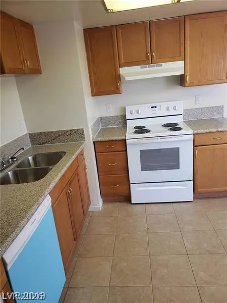 2981 Country Manor, Las Vegas, NV 89115