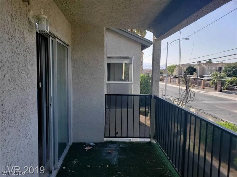 2981 Country Manor, Las Vegas, NV 89115