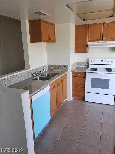 2981 Country Manor, Las Vegas, NV 89115