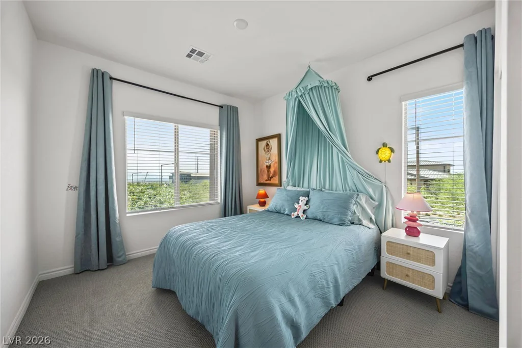 600 Carriage Hill, Las Vegas, NV 89138