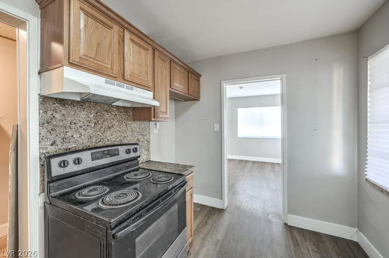 2410 Poplar, Las Vegas, NV 89101