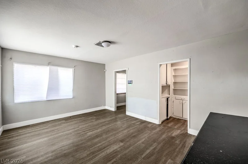 2410 Poplar, Las Vegas, NV 89101