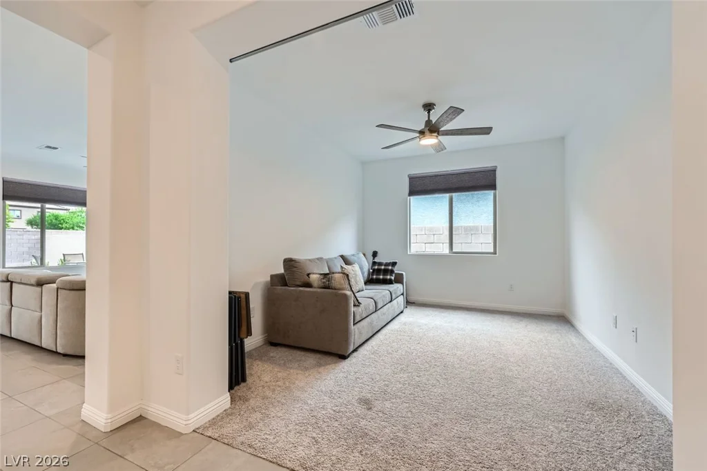 6519 Summershade, North Las Vegas, NV 89086