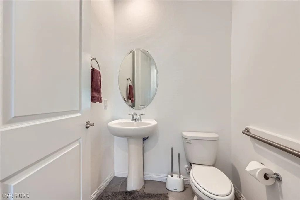6519 Summershade, North Las Vegas, NV 89086