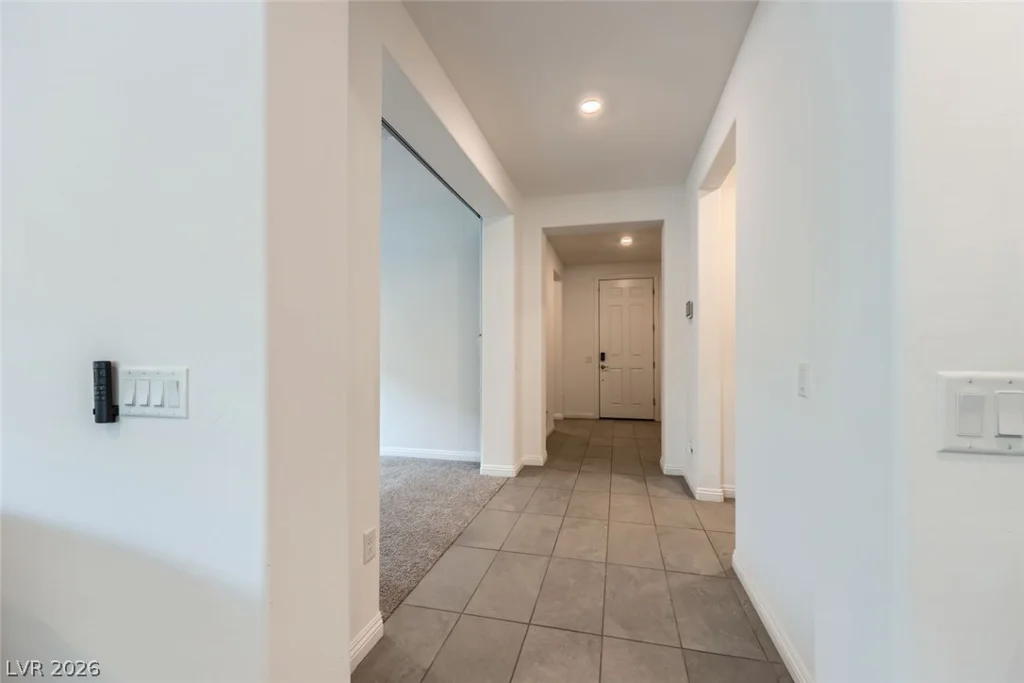 6519 Summershade, North Las Vegas, NV 89086