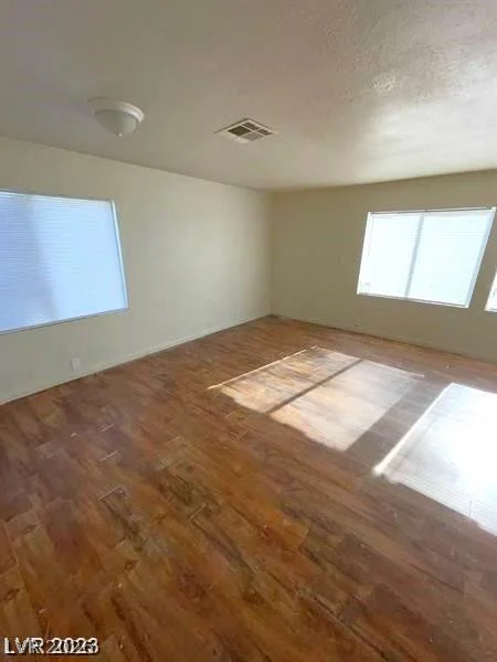 5556 Everglade, Las Vegas, NV 89142