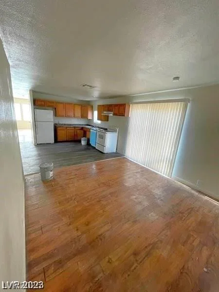 5556 Everglade, Las Vegas, NV 89142