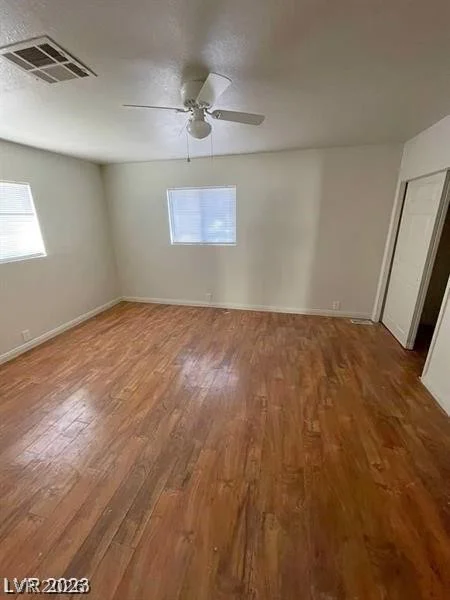 5556 Everglade, Las Vegas, NV 89142