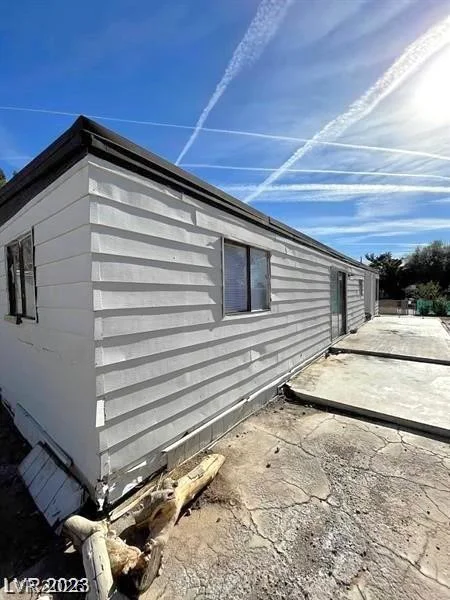 5556 Everglade, Las Vegas, NV 89142