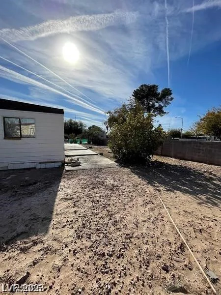 5556 Everglade, Las Vegas, NV 89142