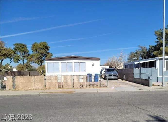 5556 Everglade, Las Vegas, NV 89142