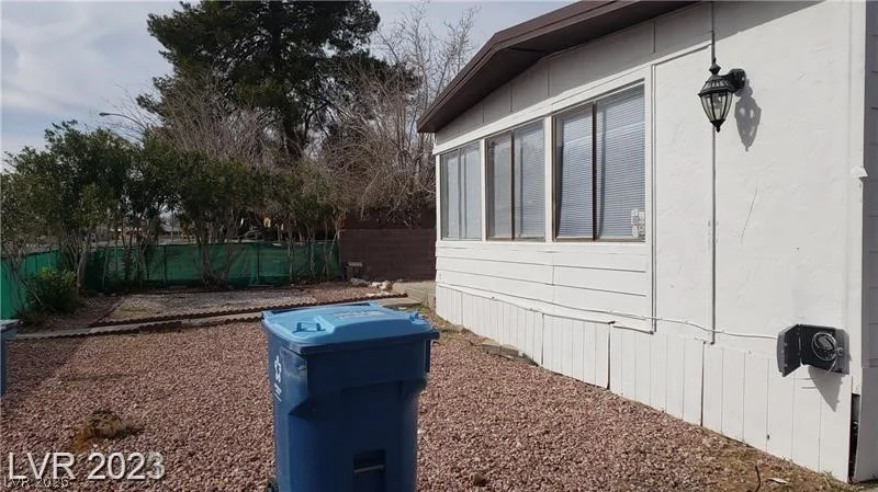5556 Everglade, Las Vegas, NV 89142