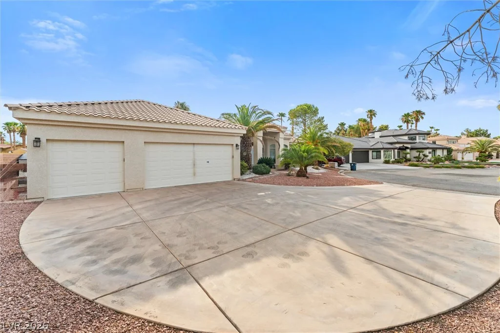 2875 Mountain Mist, Las Vegas, NV 89117