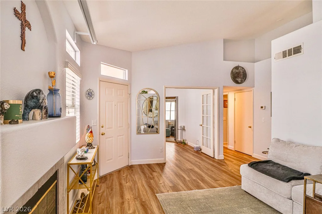 5334 Runningbrook, Las Vegas, NV 89120