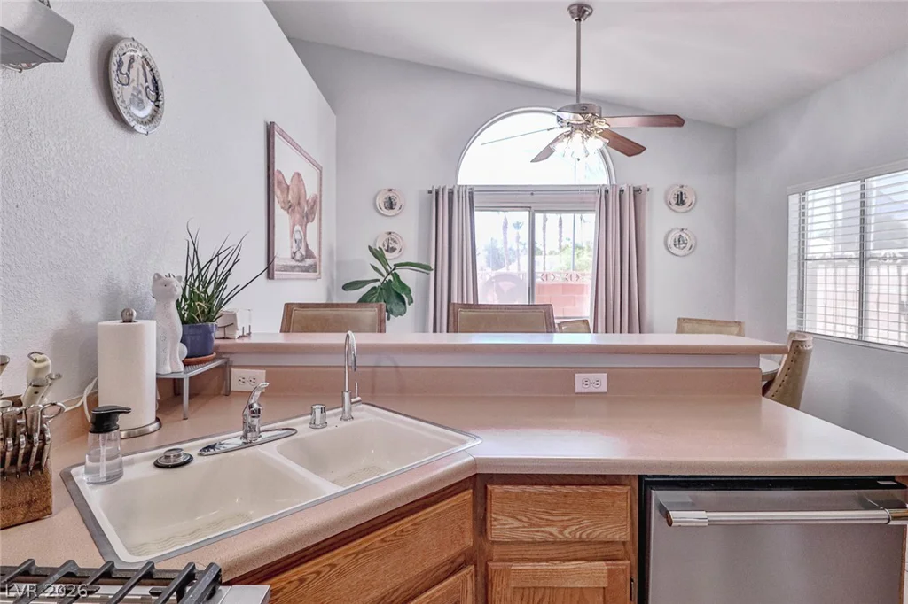 5334 Runningbrook, Las Vegas, NV 89120