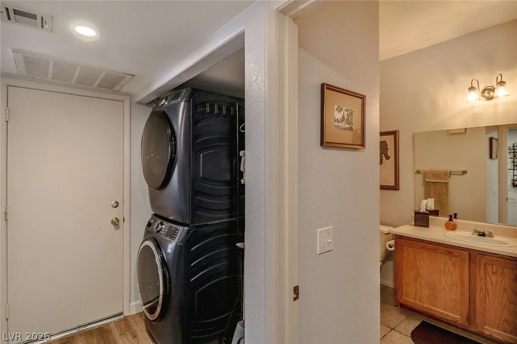 5334 Runningbrook, Las Vegas, NV 89120