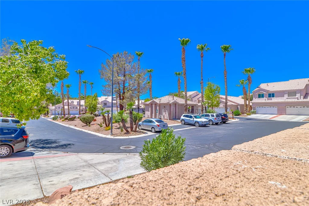 5334 Runningbrook, Las Vegas, NV 89120
