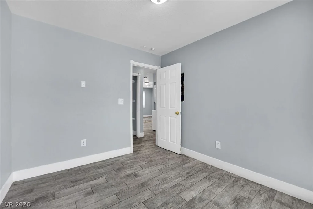 4300 Lamont, Las Vegas, NV 89115