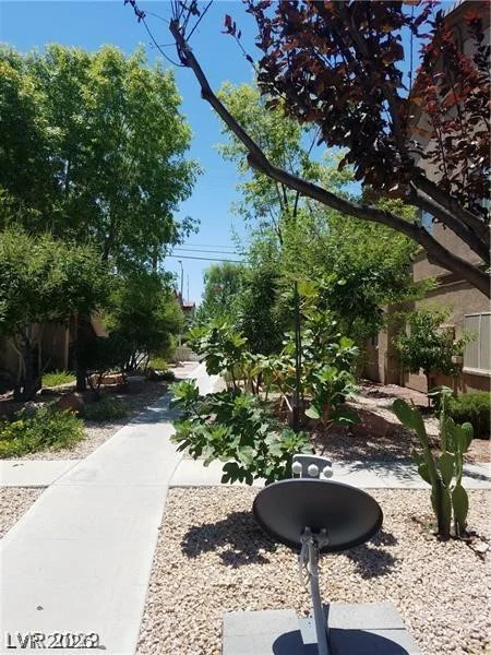 5750 Hacienda, Las Vegas, NV 89122