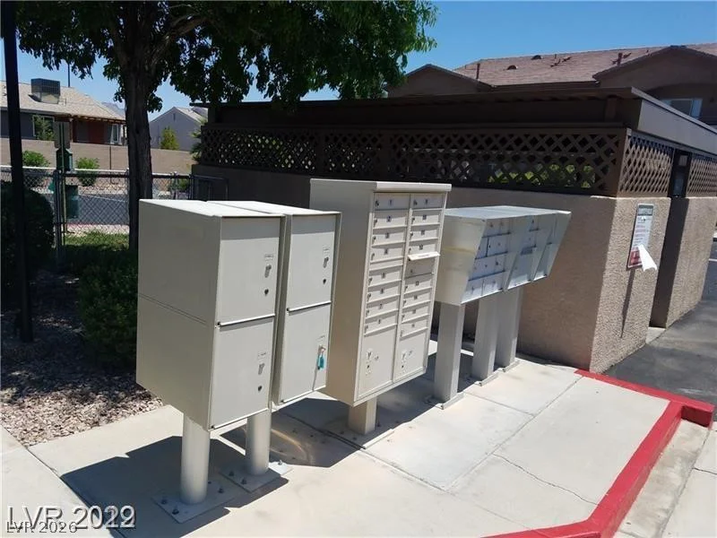 5750 Hacienda, Las Vegas, NV 89122