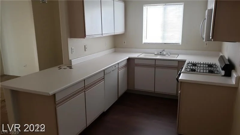 5750 Hacienda, Las Vegas, NV 89122