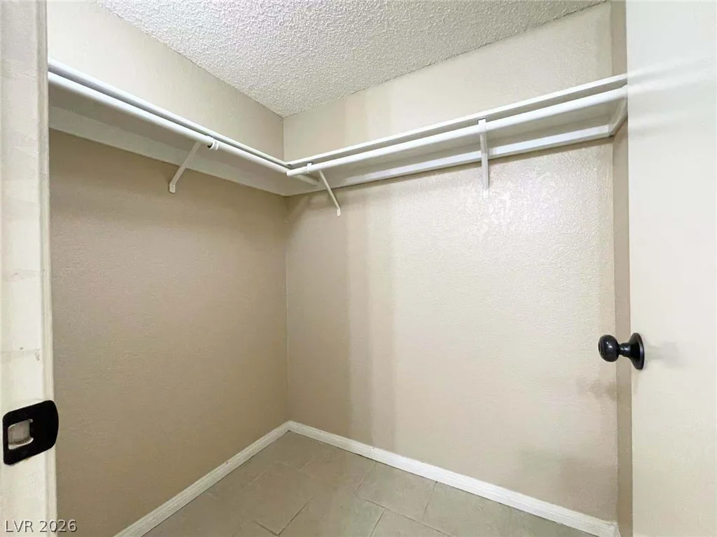 5260 Mission Monterey, Las Vegas, NV 89107