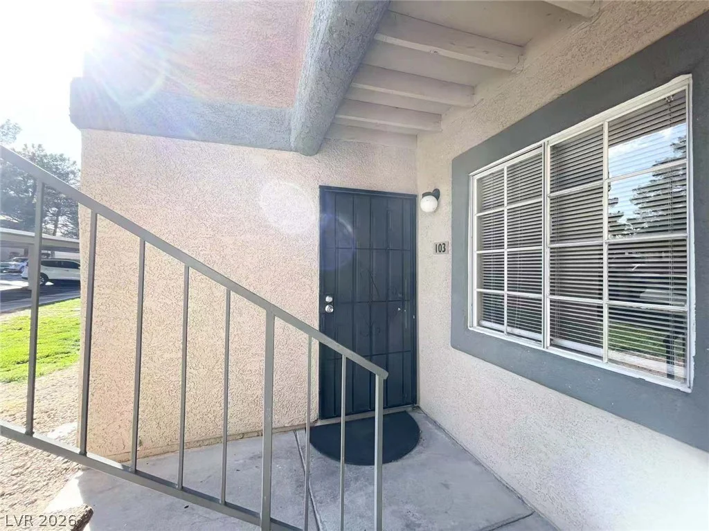 5260 Mission Monterey, Las Vegas, NV 89107
