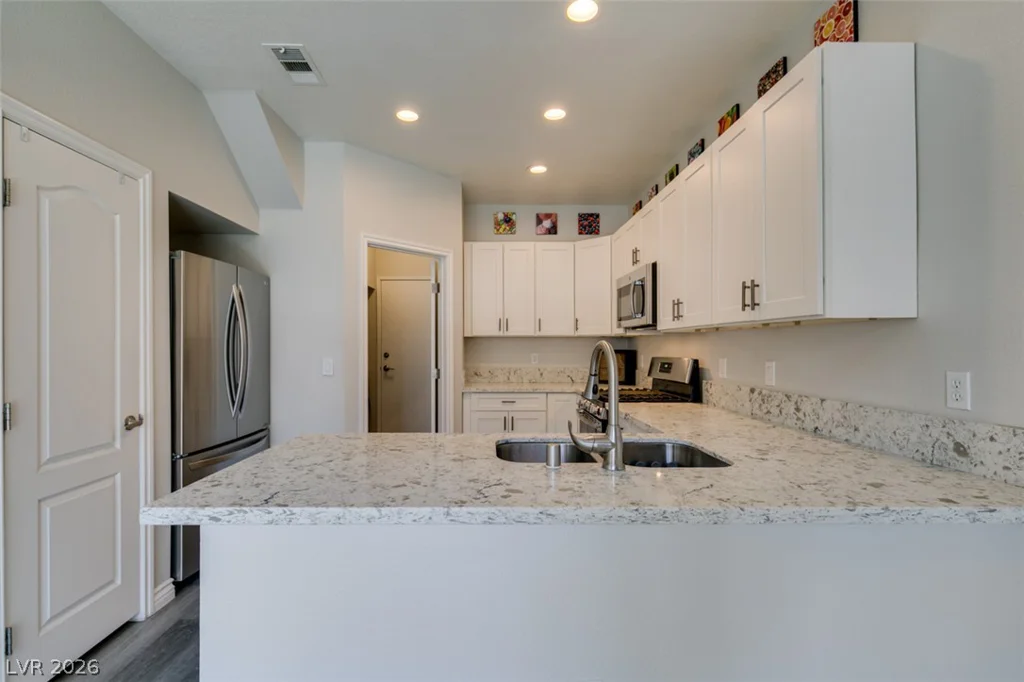251 Green Valley, Henderson, NV 89012