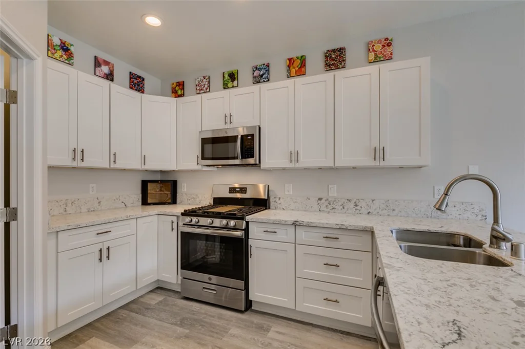 251 Green Valley, Henderson, NV 89012