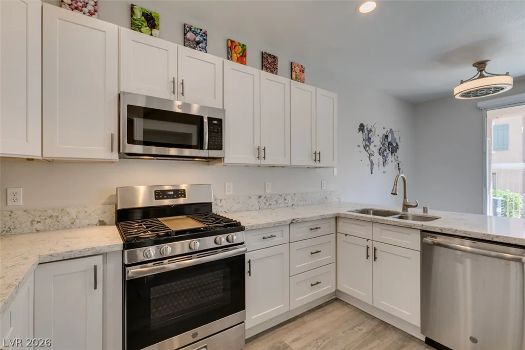 251 Green Valley, Henderson, NV 89012
