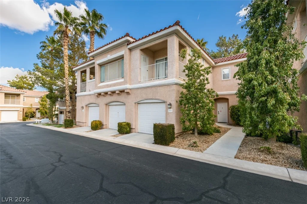 251 Green Valley, Henderson, NV 89012