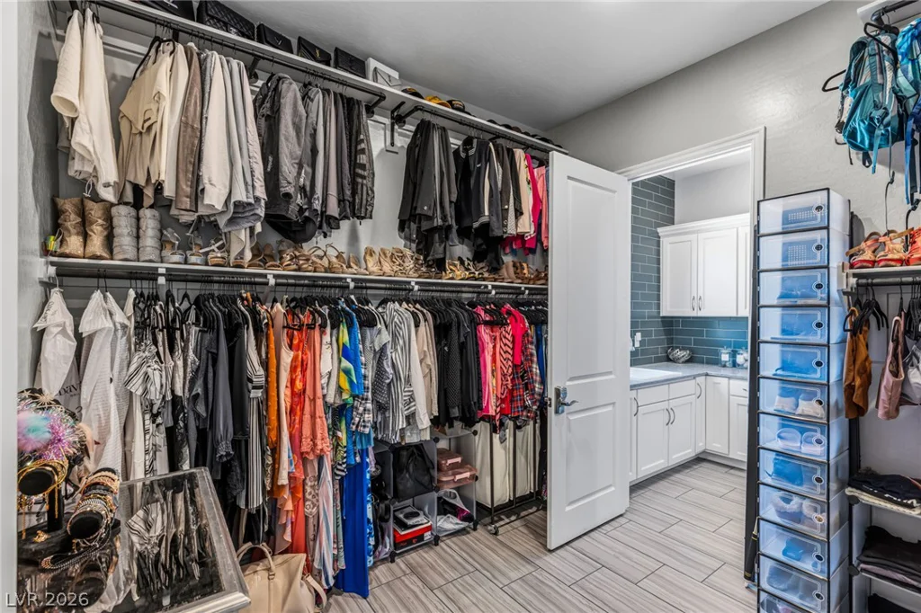 7547 Ford, Las Vegas, NV 89113