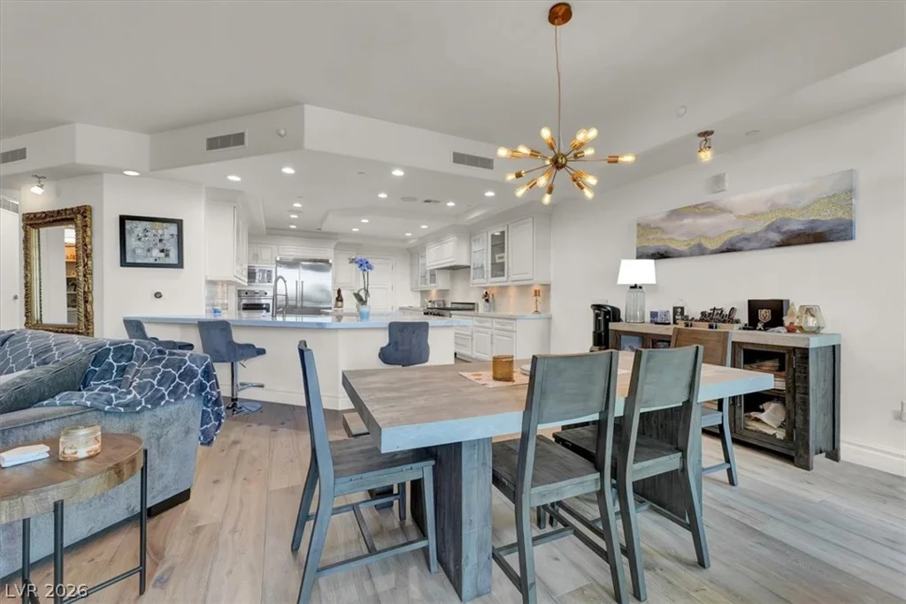 9101 Alta, Las Vegas, NV 89145