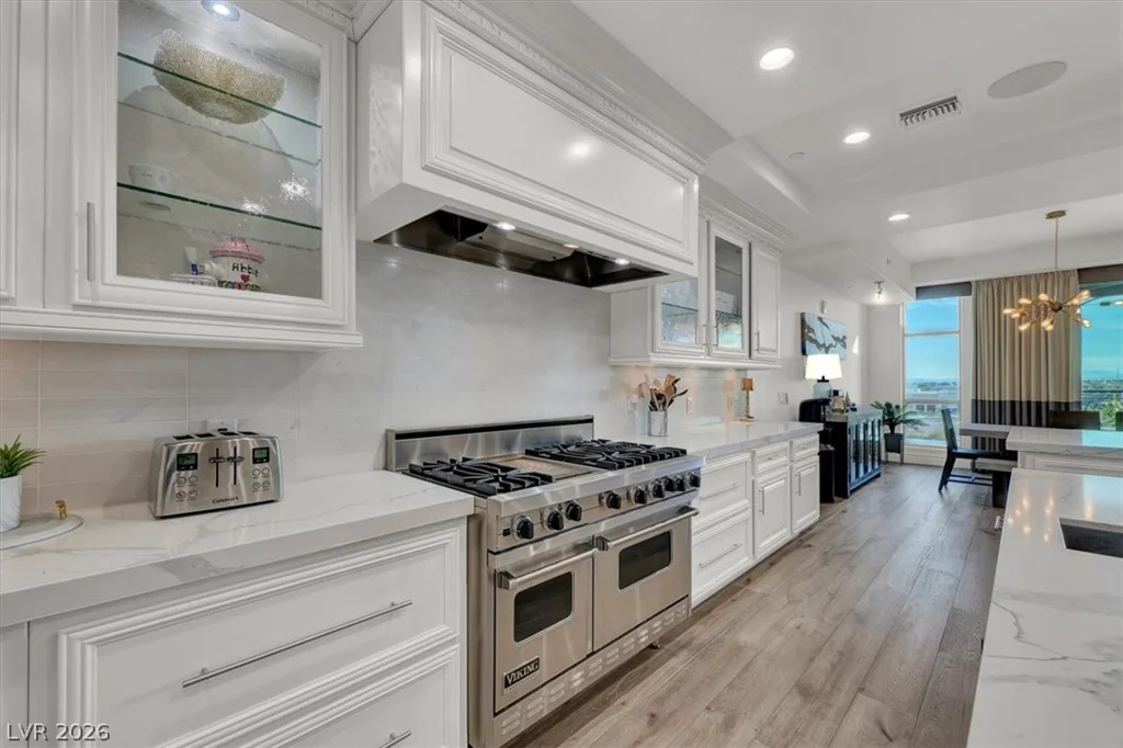 9101 Alta, Las Vegas, NV 89145