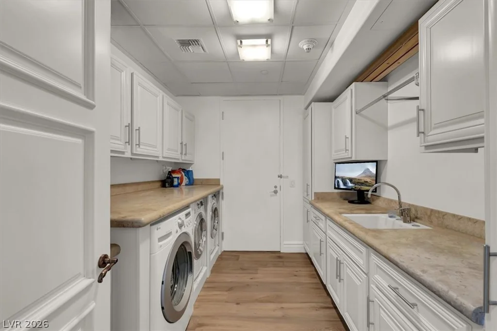 9101 Alta, Las Vegas, NV 89145