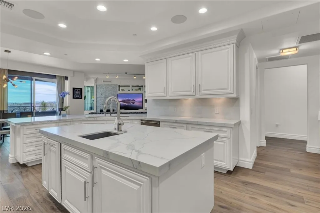 9101 Alta, Las Vegas, NV 89145
