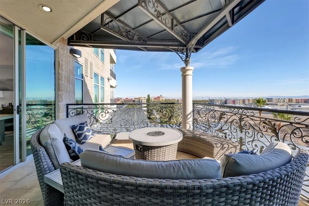 9101 Alta, Las Vegas, NV 89145