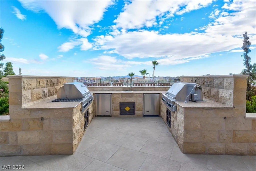 9101 Alta, Las Vegas, NV 89145