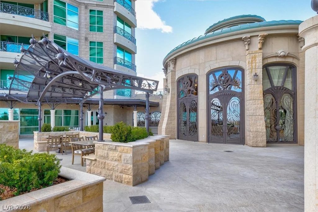 9101 Alta, Las Vegas, NV 89145