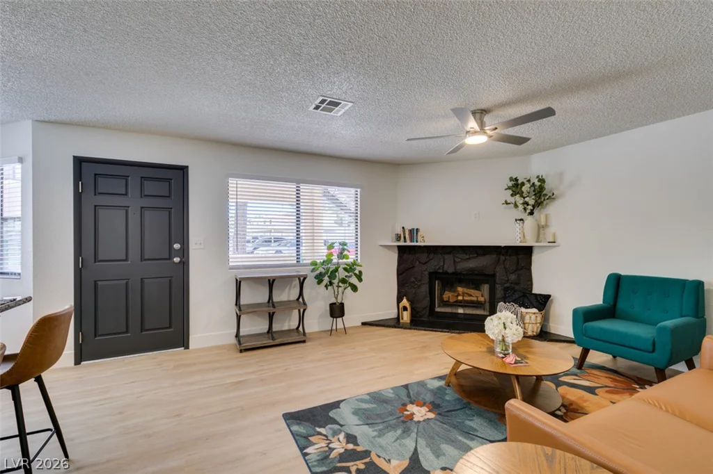 1201 Buffalo, Las Vegas, NV 89128